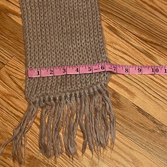 ARIS Scarf, Rose Beige - Picture 6 of 6